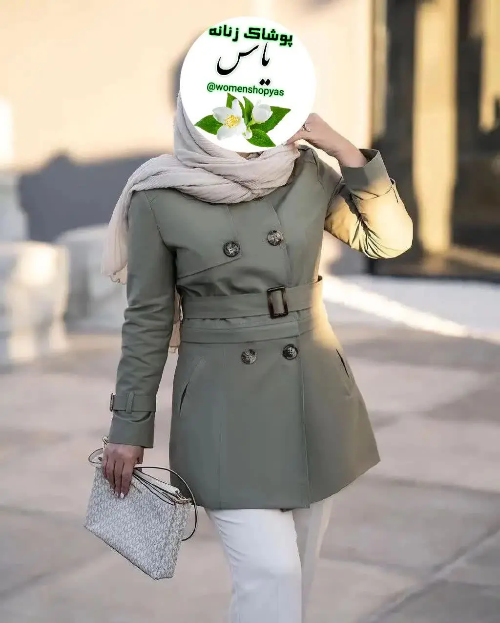 نام: مانتو دو تیکه 
