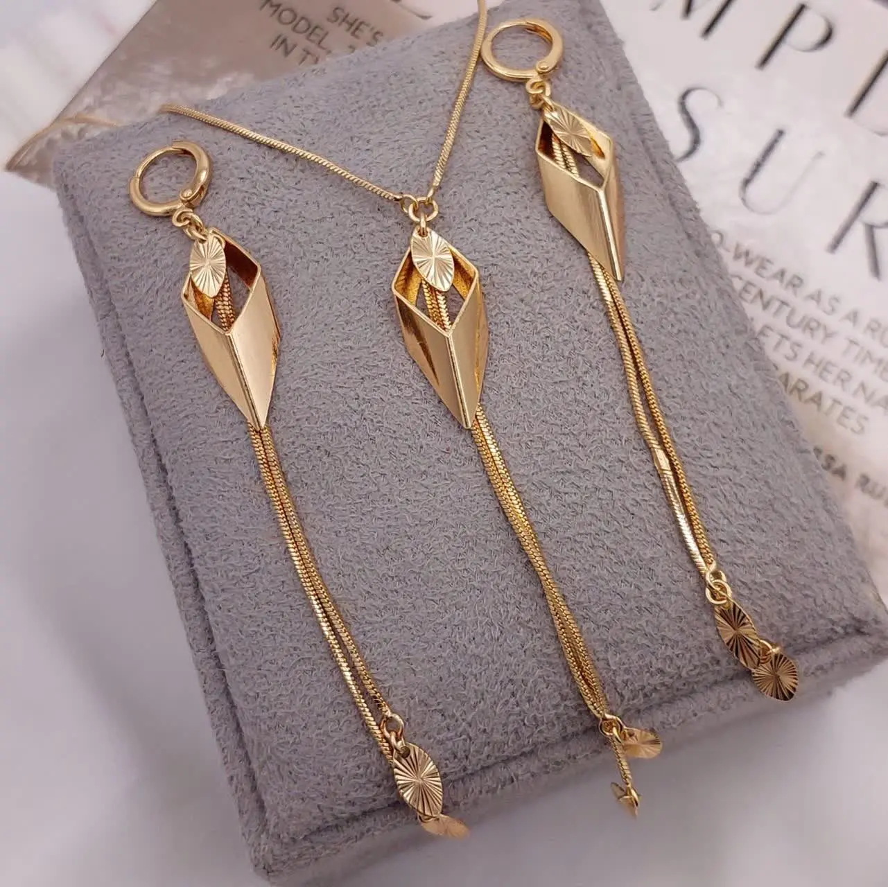 #نیمست لوزی آویزدار YSX کد ۱۸۰۹
