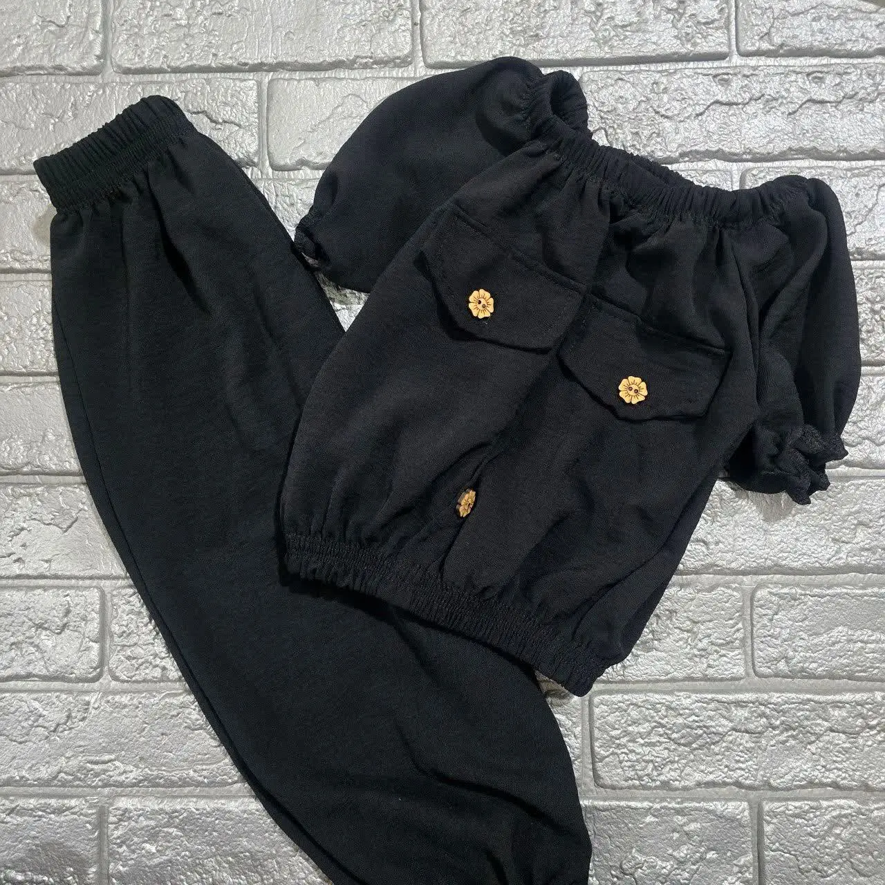 👚نام: شومیز شلوار ابروبادی
