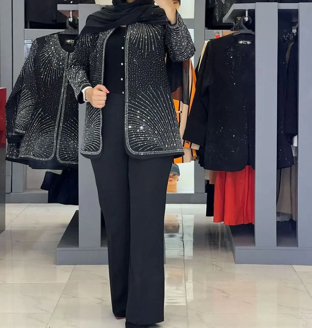 ☀️نام: کت شلوار آذین
