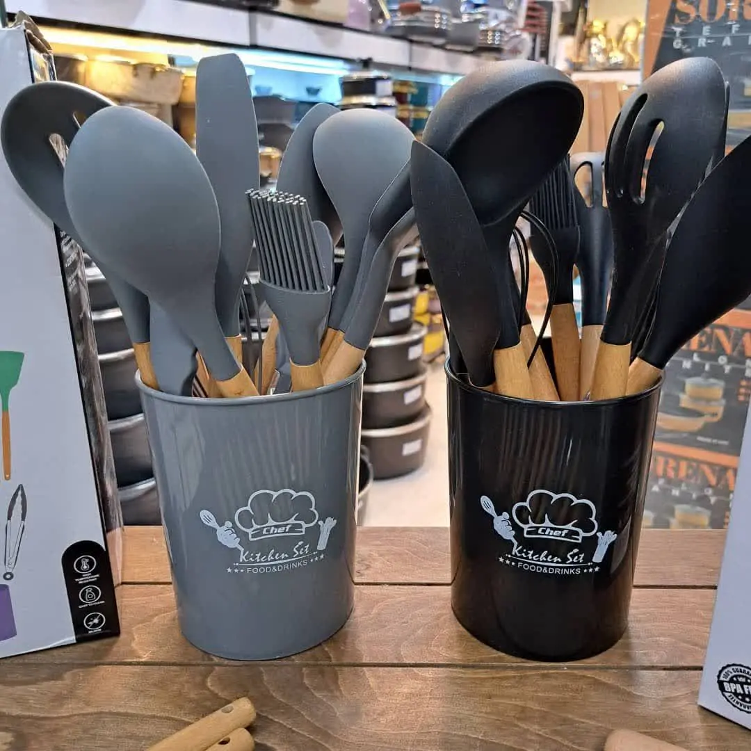 📌ست ۱۲ پارچه کفگیر ملاقه سیلیکونی درجه یک😍👆
