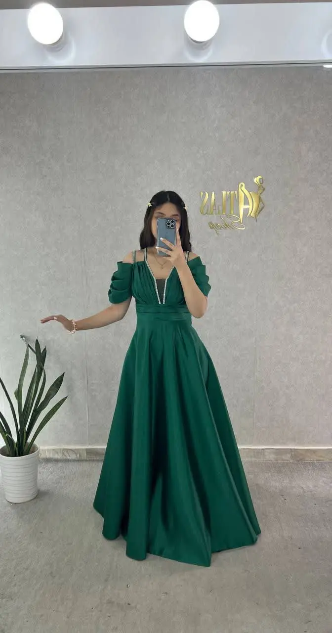 نام: الیزابت
