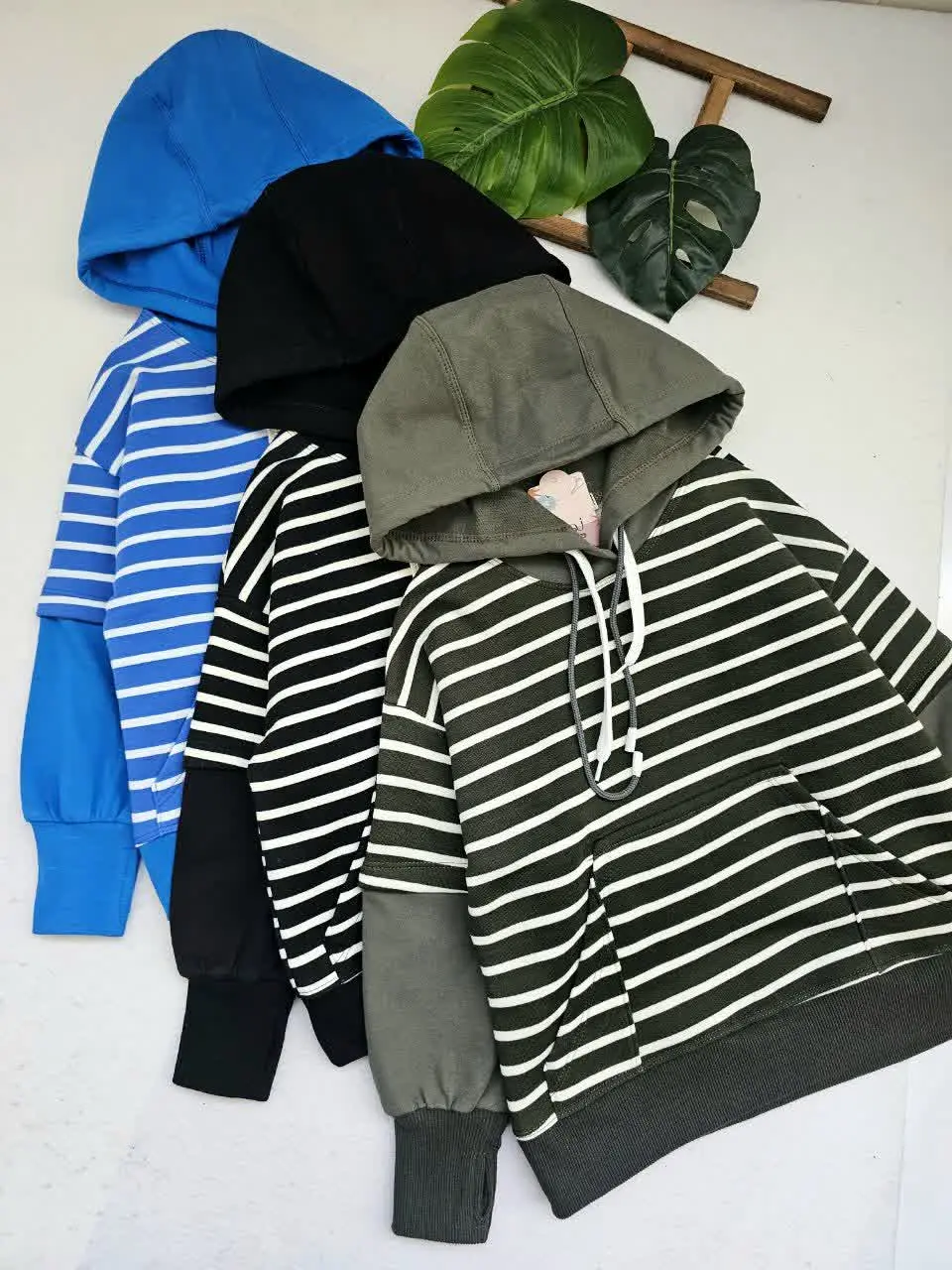 هودی تک اسپرت راه راه
