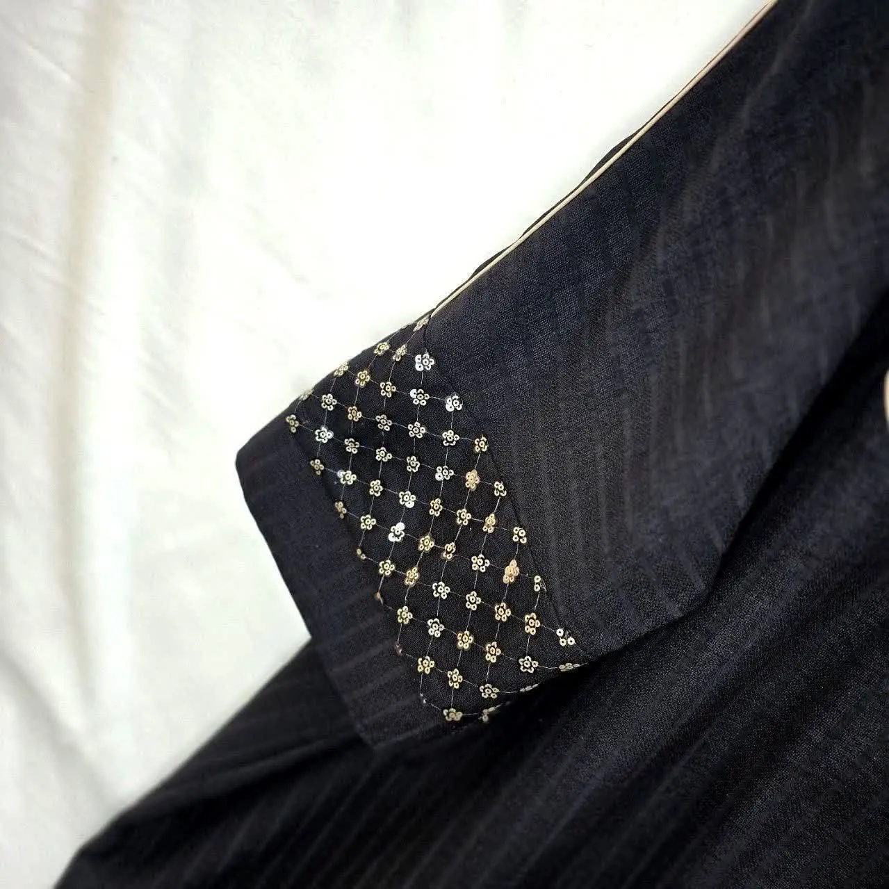 🖋نام: مانتو نیلا
