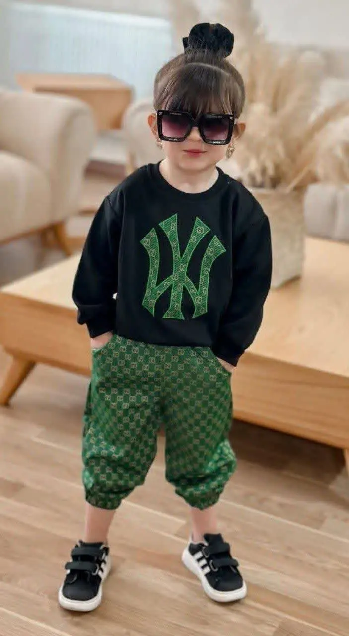 ⁦─━━━━⊱🧿⊰━━━━
