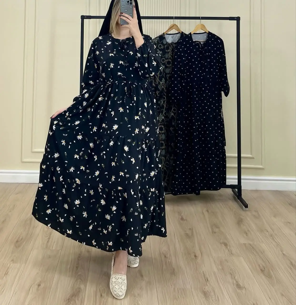 فلور مشکی پر طرفدار شارژ شد 
