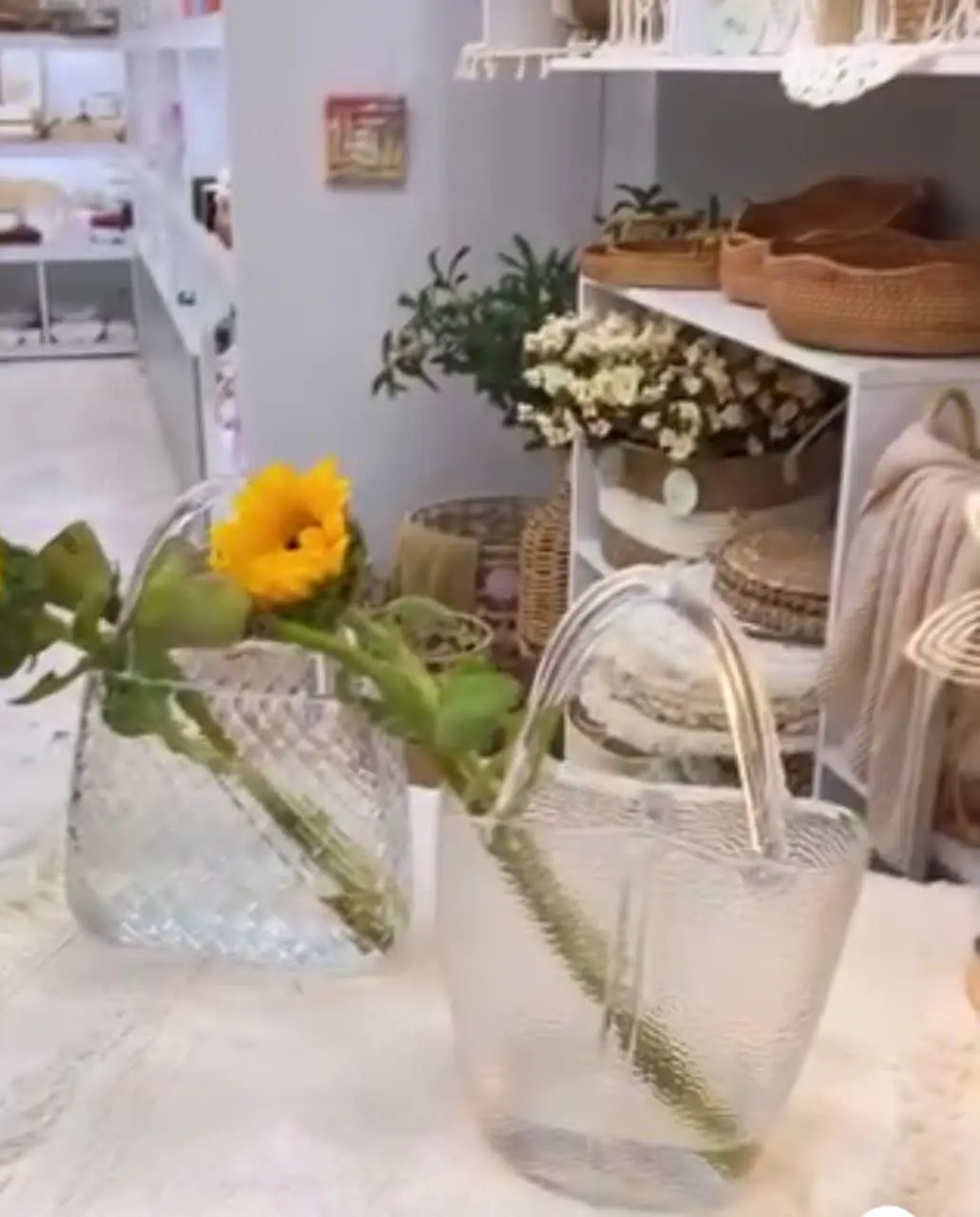 📌گلدان بلور وارداتی😍👆
