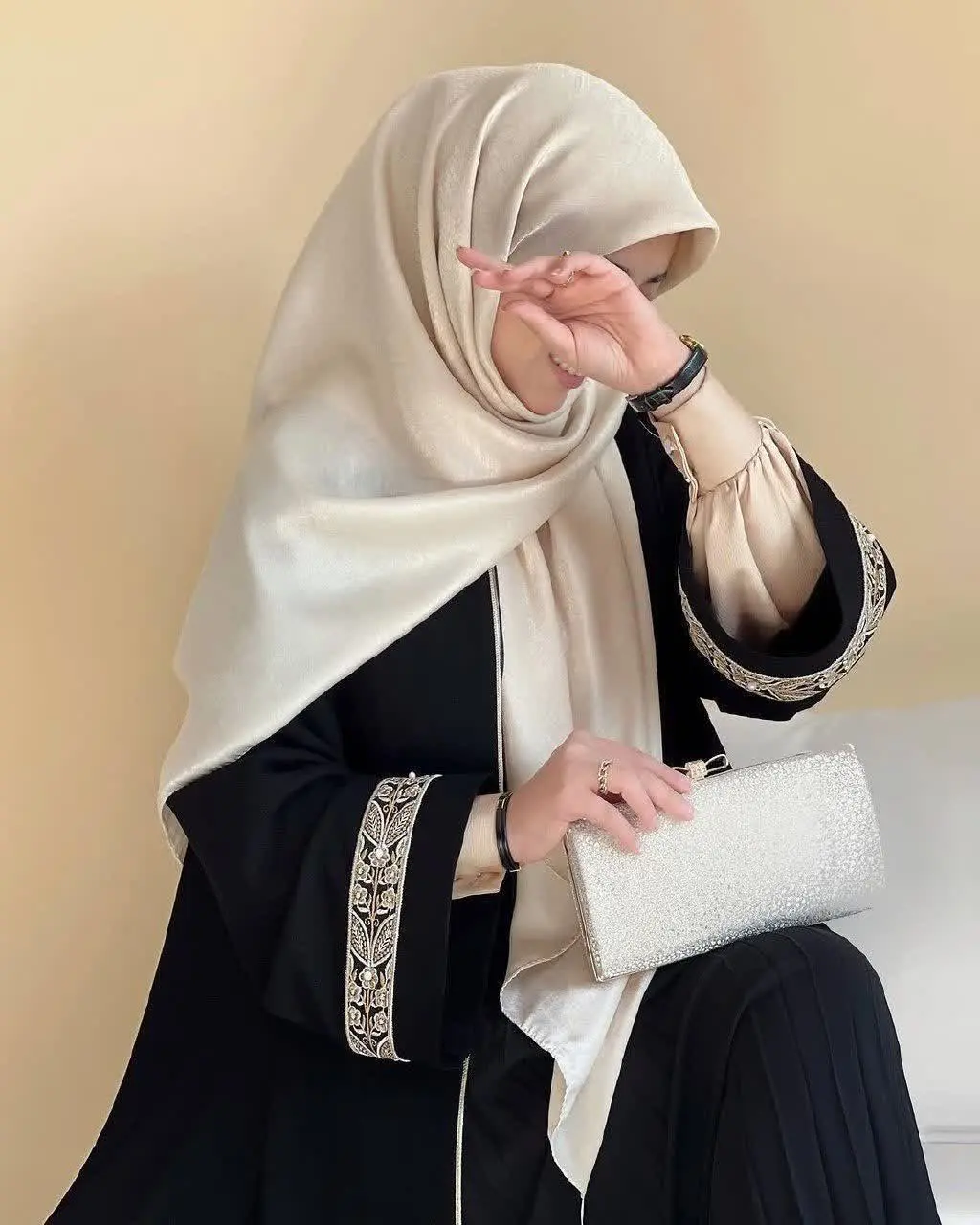 بمب جنجالی اسرا عبا جلو باز محرمی 🏴🏴🏴🏴🏴🏴🏴
