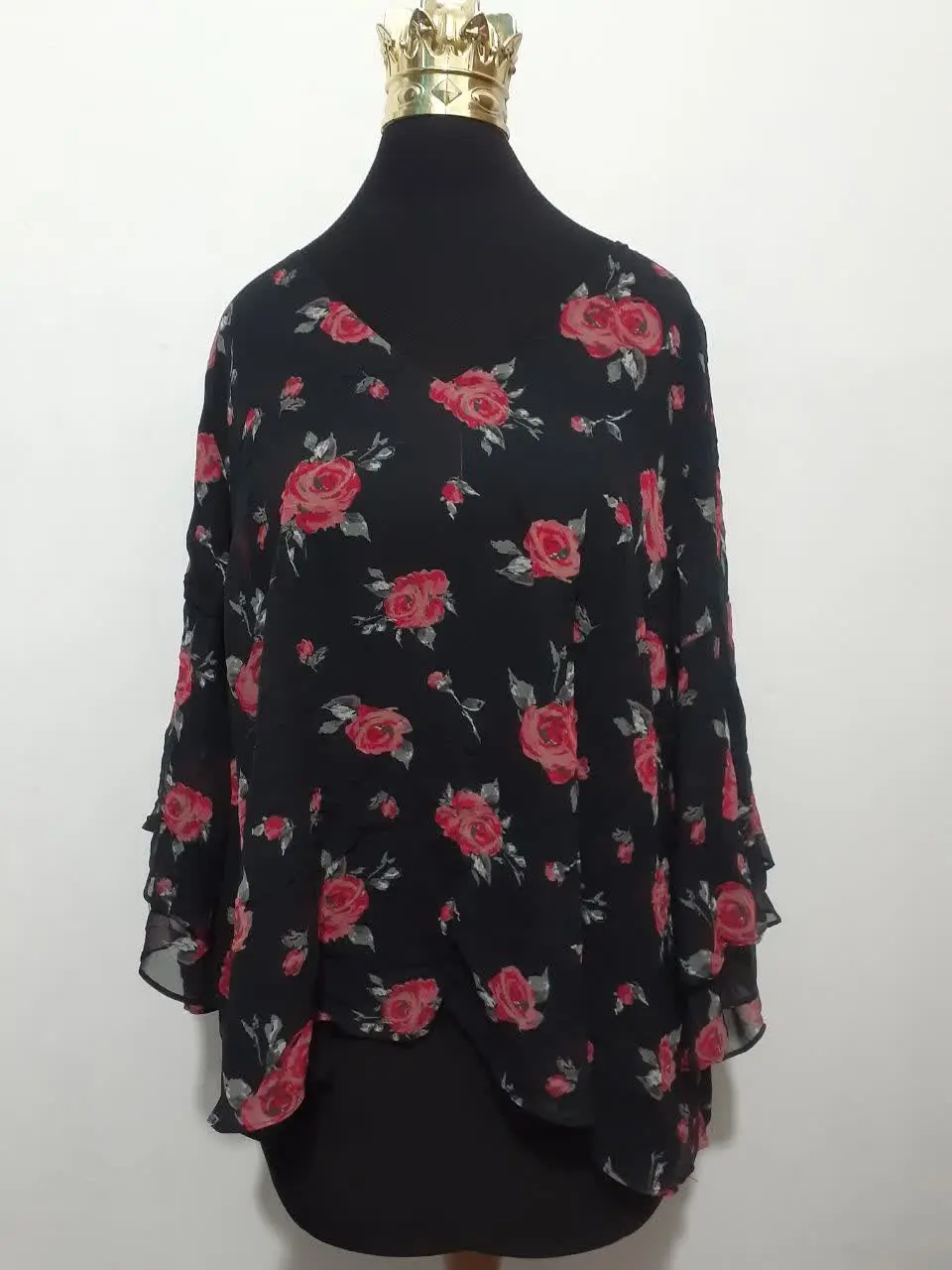 خب بیا اینجا، حراج لباس‌های #وارداتی 
