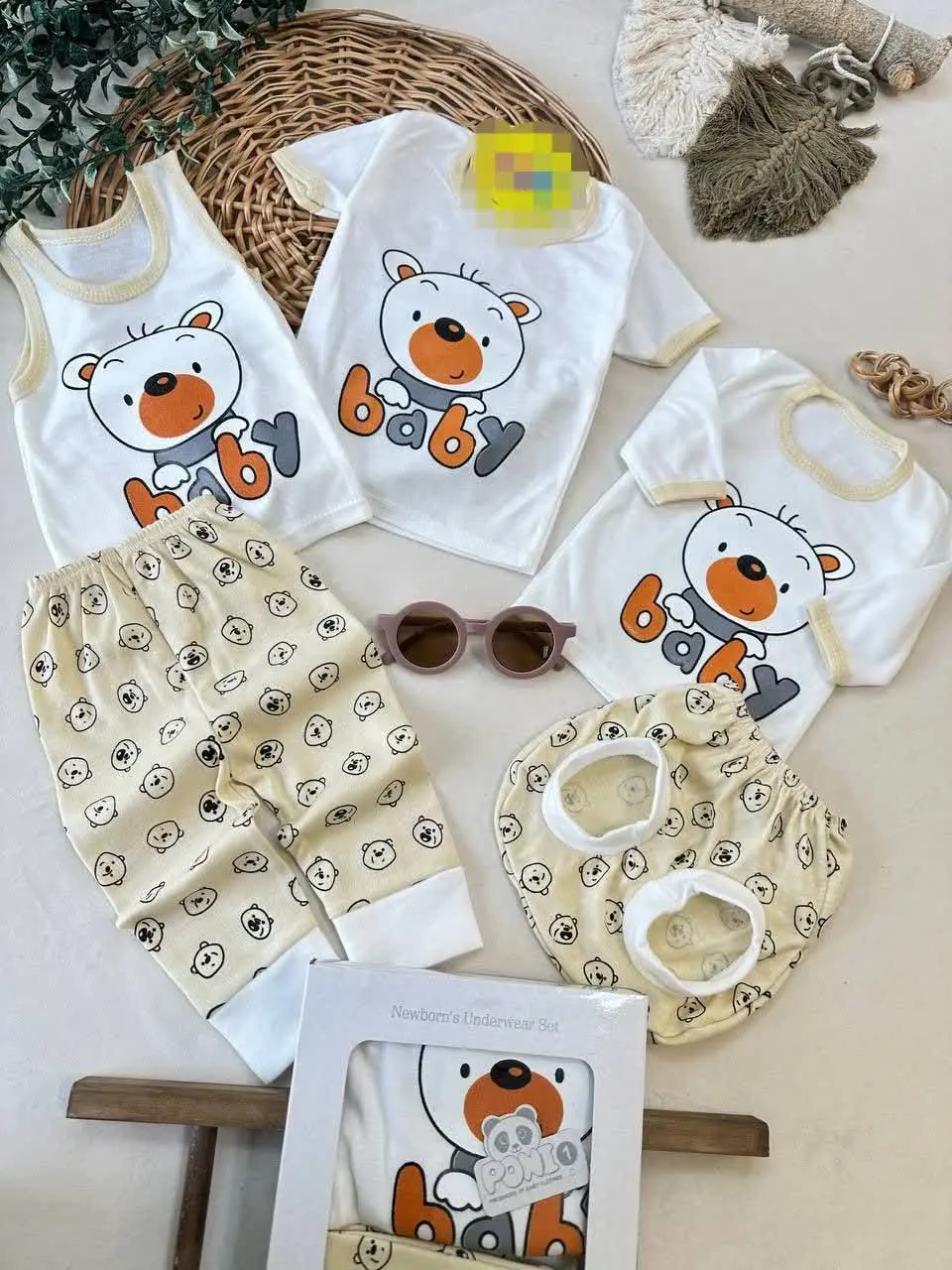 ۵ تیکه نخ پنبه‌ای
