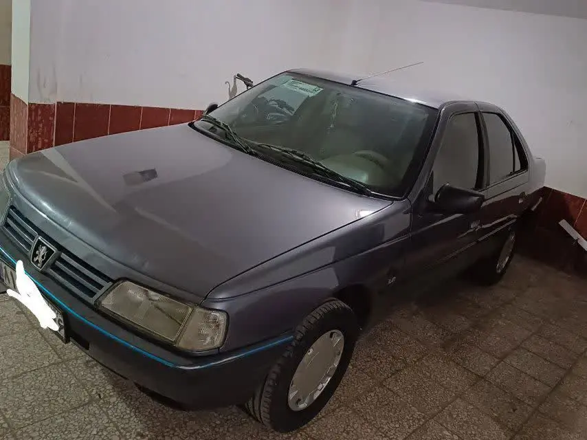 نام خودرو: پژو۴۰۵
