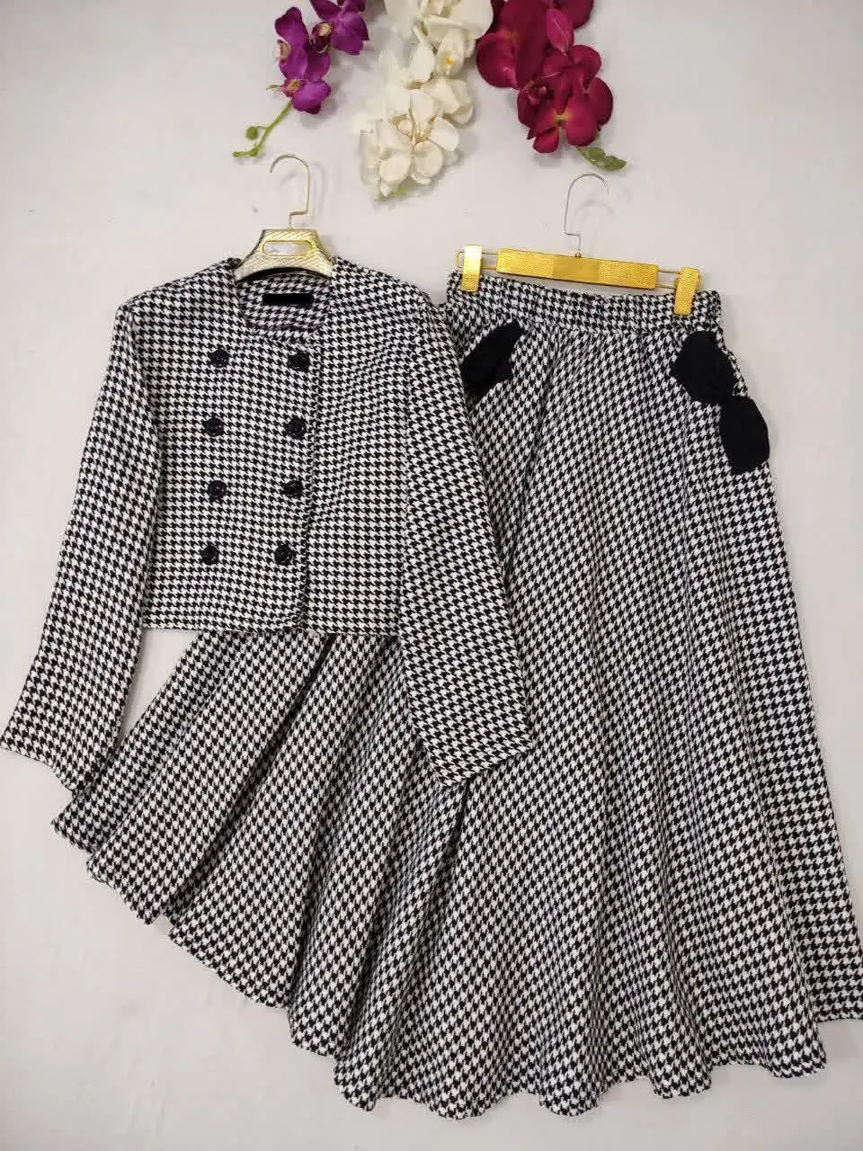 🔹نام: کت و دامن درسا