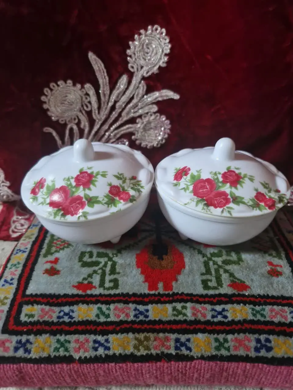 دو نقل خوری ملامین قدیمی گلسرخی 👌🌹
