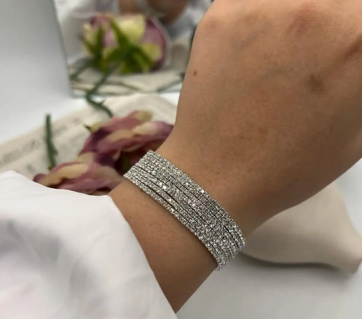 یکی از ترند‌ترین دستبند‌های که میتونی با هر استایلی ست کنی 🤗
