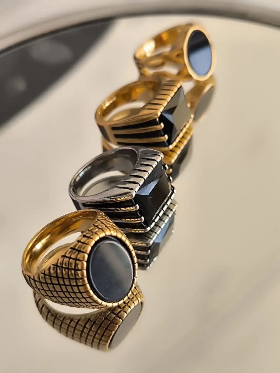 انگشتر مردانه استیل ۱۳۰۱۶۰۶۸۲۰
