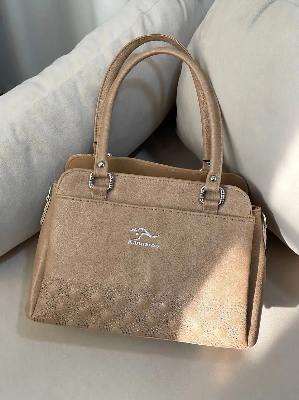 زنانه کانگرو گلدوزی
