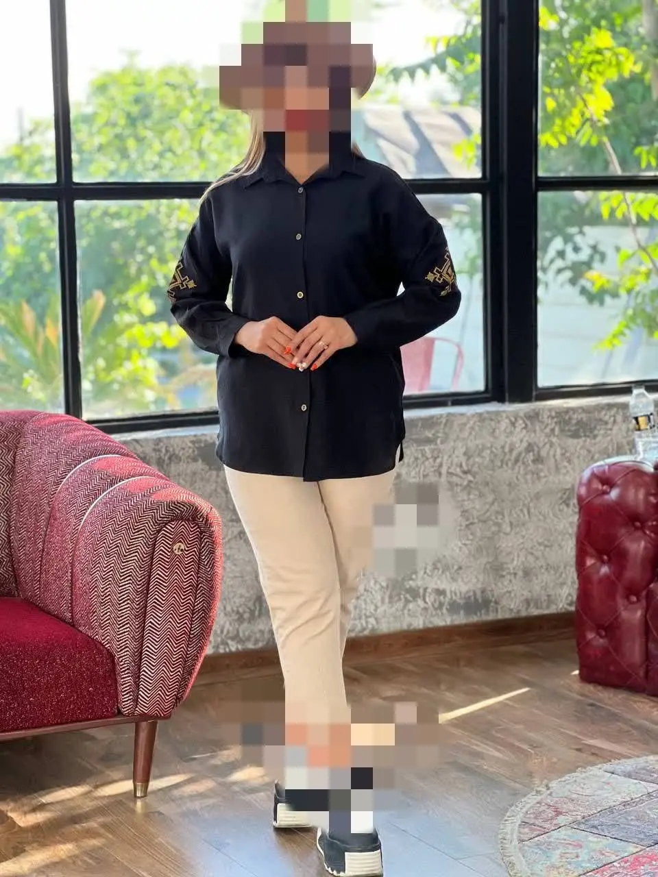 🌸 نام: مانتو آستین گلدوزی
