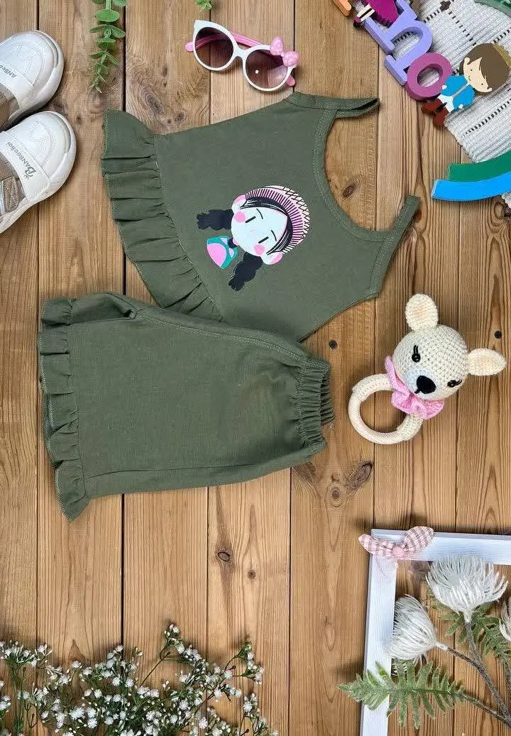 چاره‌ی گرمای تابستون فقط یک تاپ وشلوارک خنک برای دختر گلتون ☺️☺️
