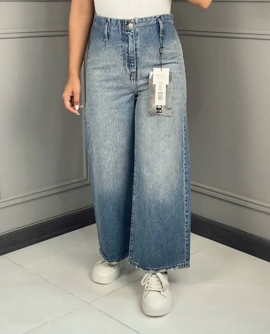 ✅کمر شلوار کش ندارد دکمه و...