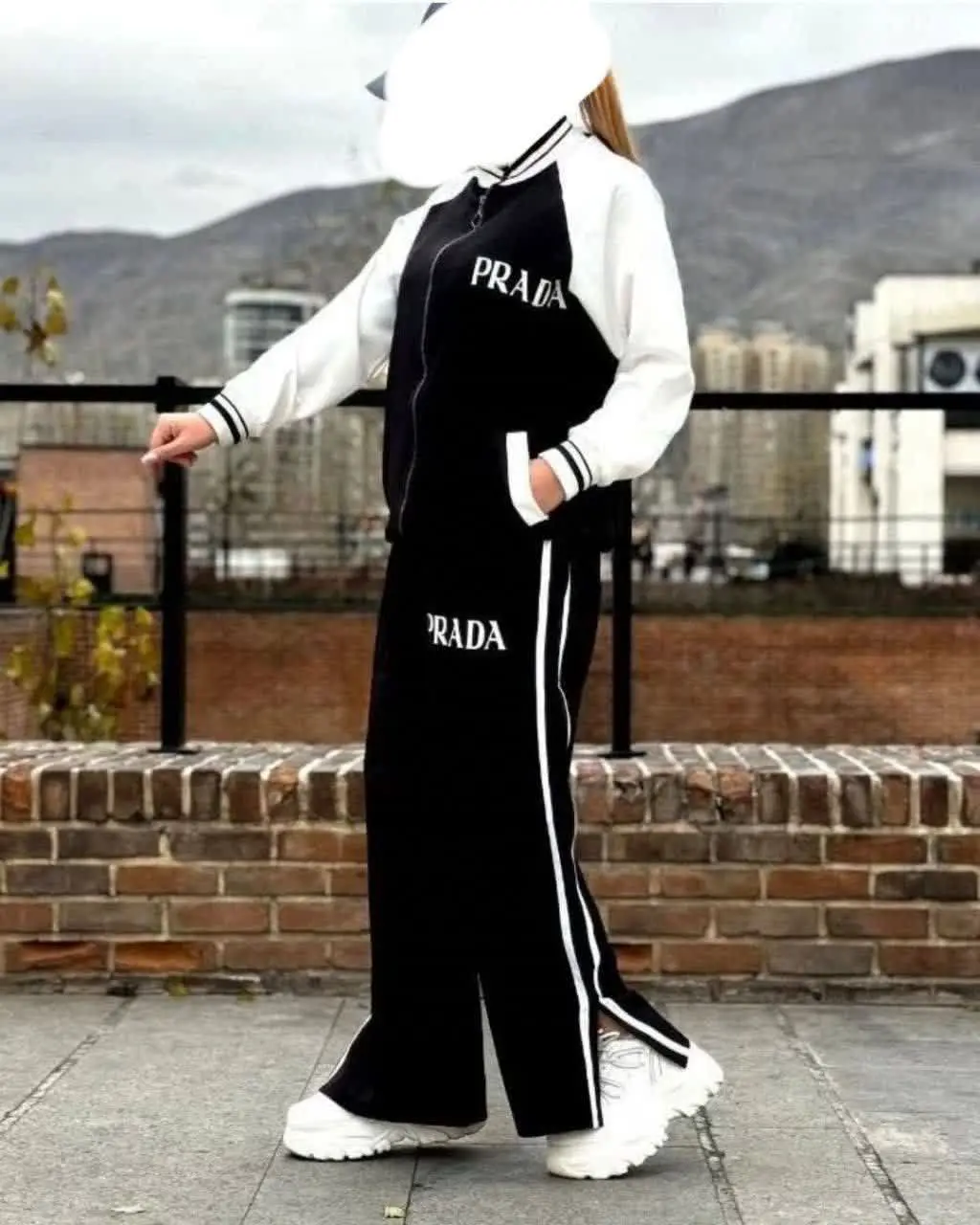 🧿ست پرادا ۹۰۰۴