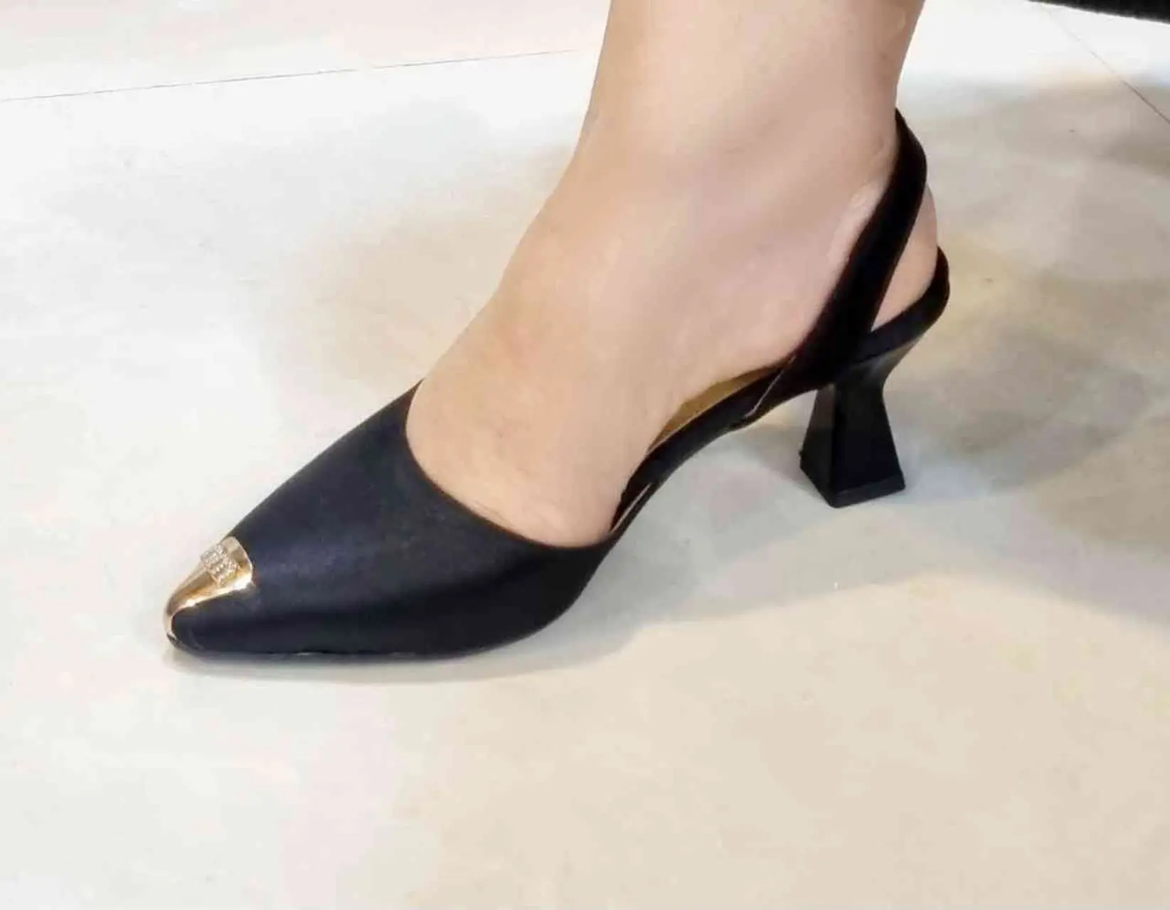 قیمت کفش: ۷۹۸ تومان 😳💋😍😘 با...