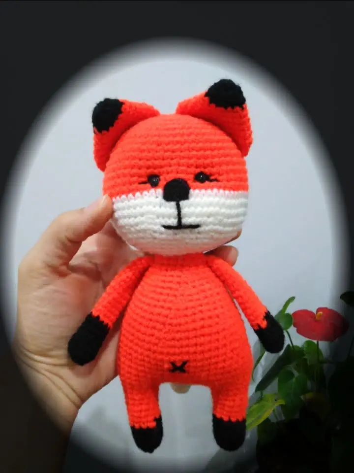 عروسک روباه 
