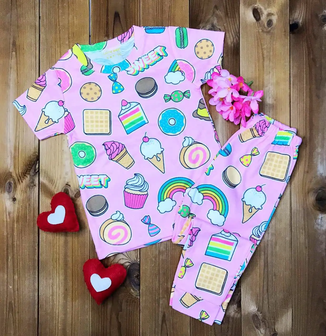 🍦🧁🍨بستنی میقولی؟ 🍨🧁🍦
