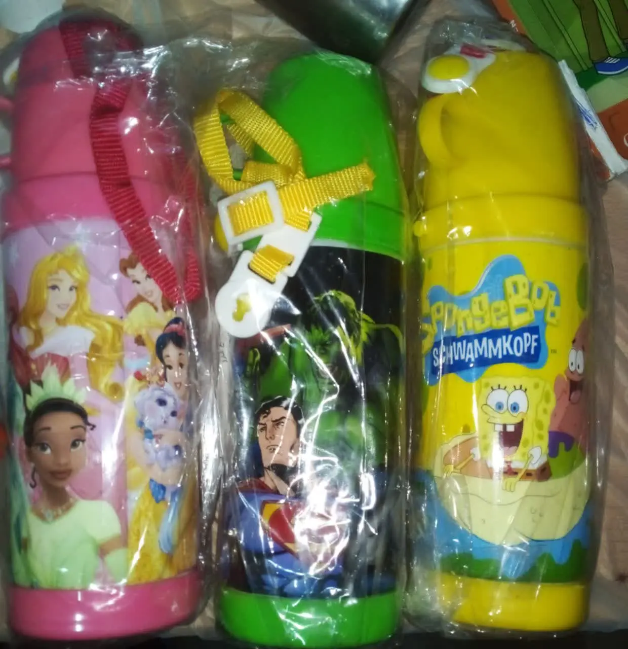 بطری آب کودک 
