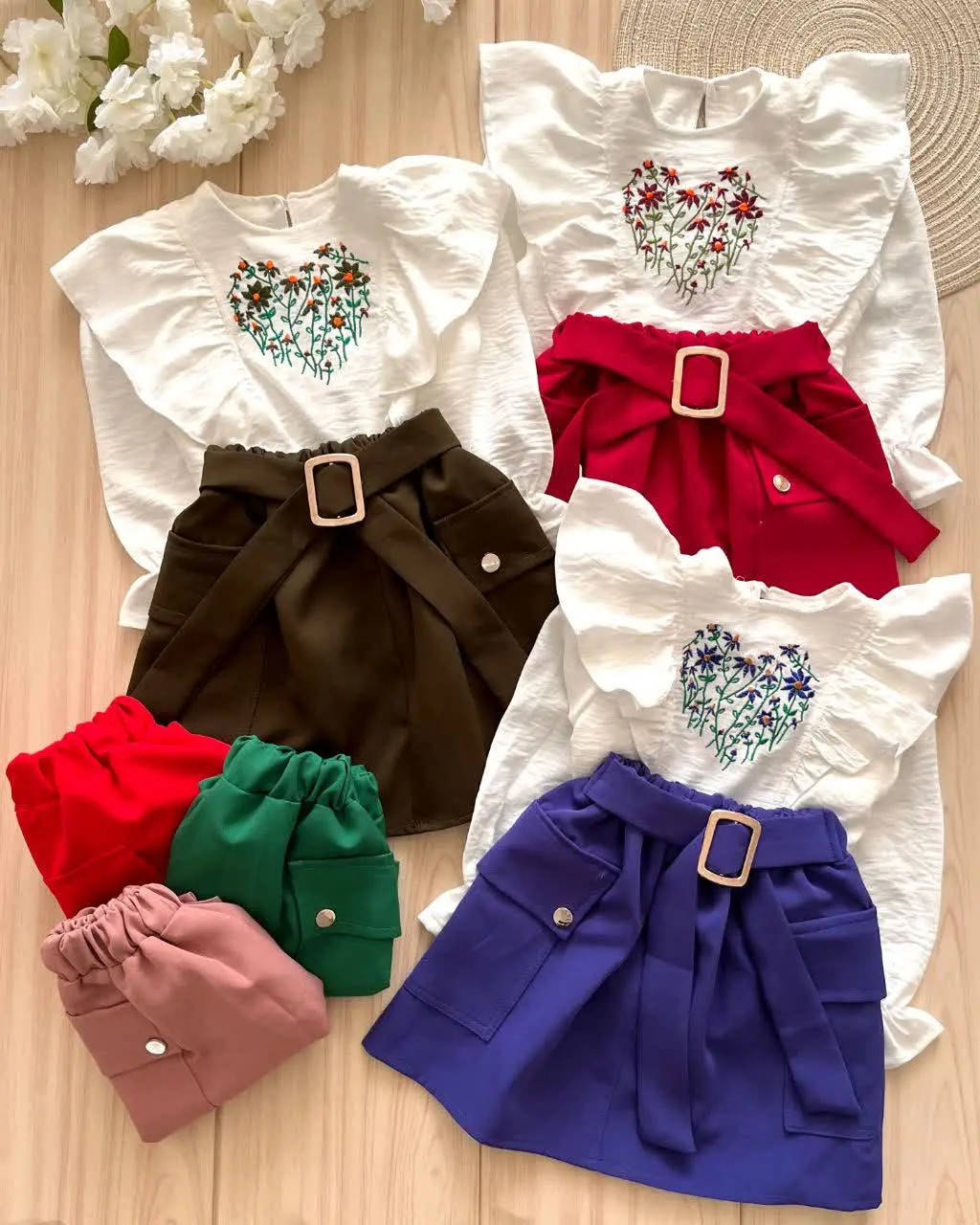 شومیز دامن گل قلبی😍
