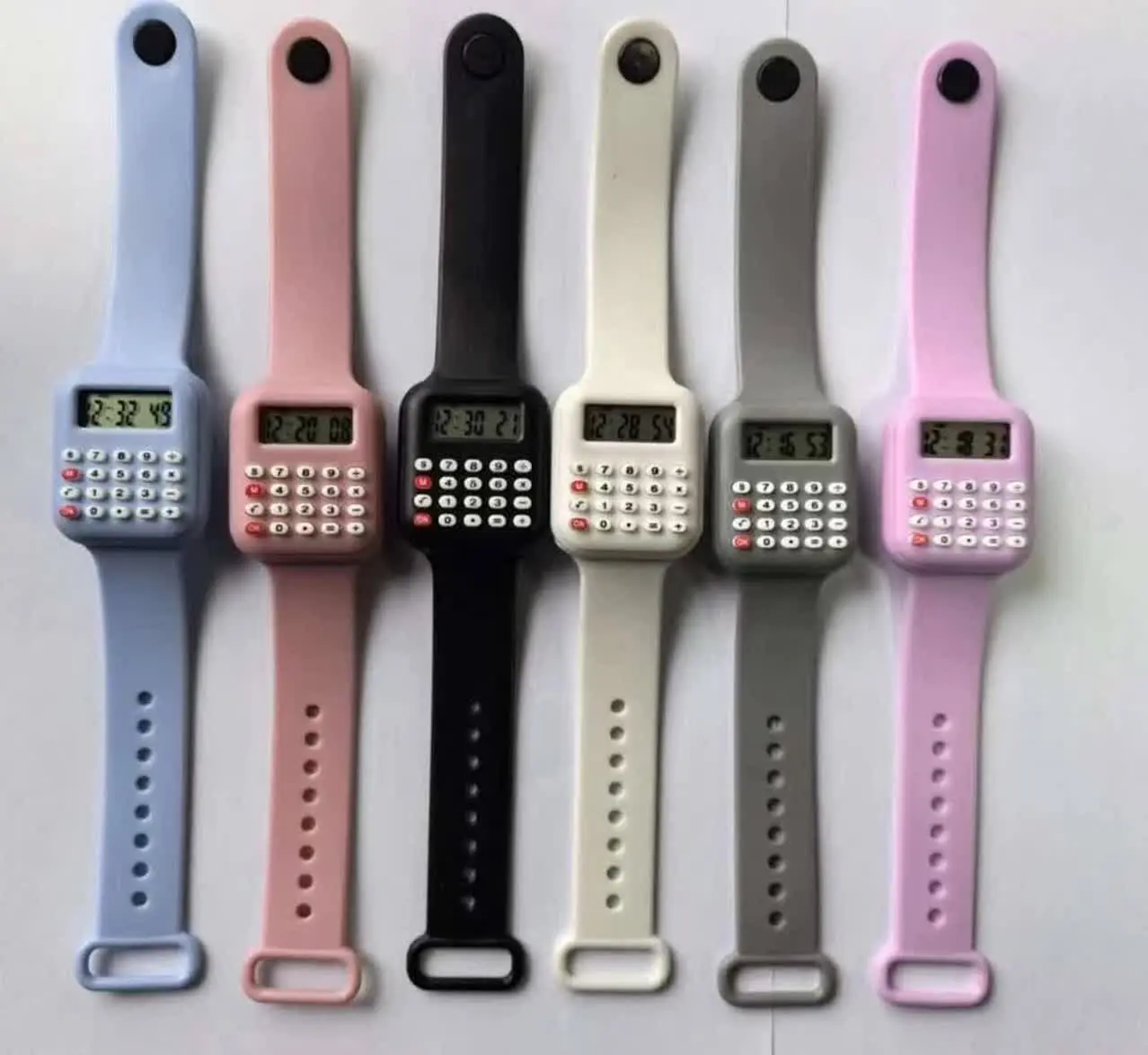 ساعت مچی ماشین حساب دار
