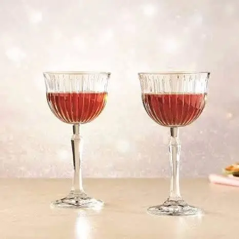 دو مدل گیلاس و دسر خوری بلوری 
