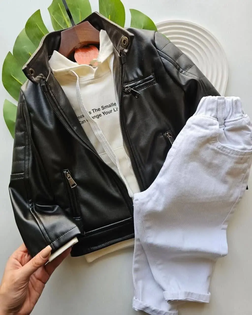 کابشن چرم اسپرت هم #دخترونه هم #پسرونه 😍
