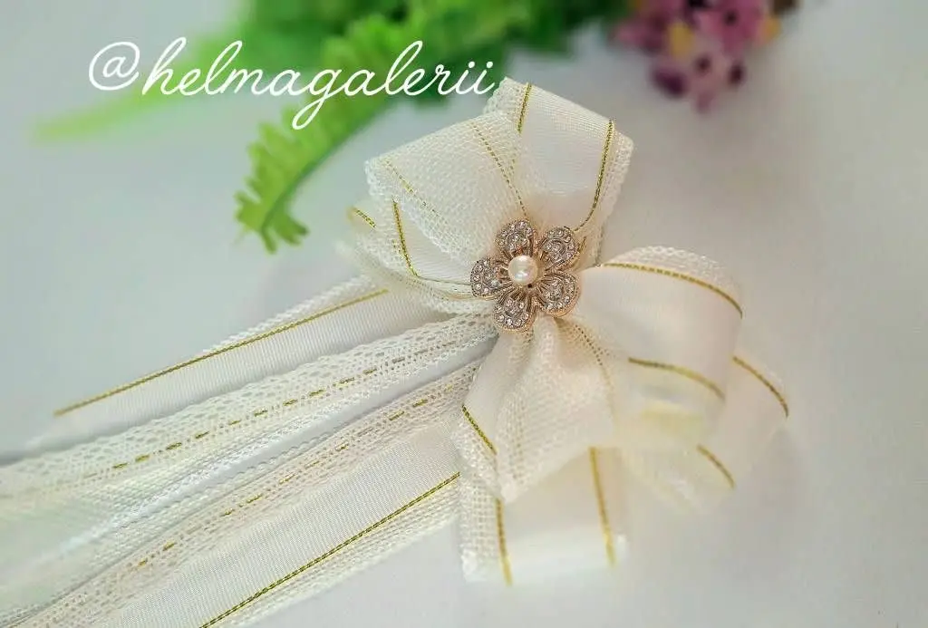 که می تونید با هر لباسی ست...