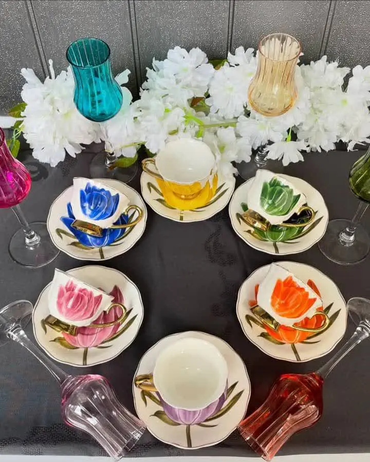 شارژ مجدد چای و قهوه خوری رنگی رنگی