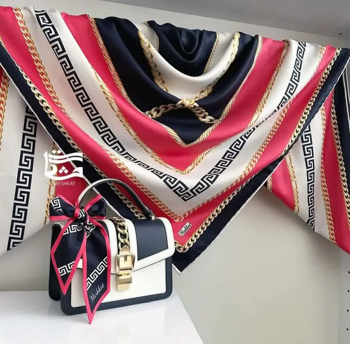 اینجا ☝️کلی ست قشنگ داره فق...