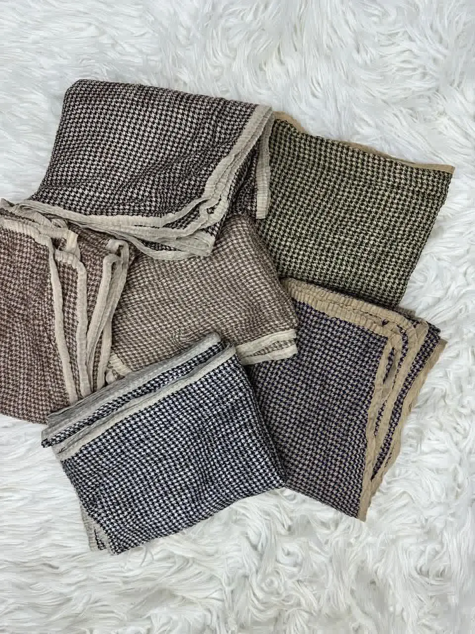 کد ۳۹۷۹ (۱۳۰۰gr) 
