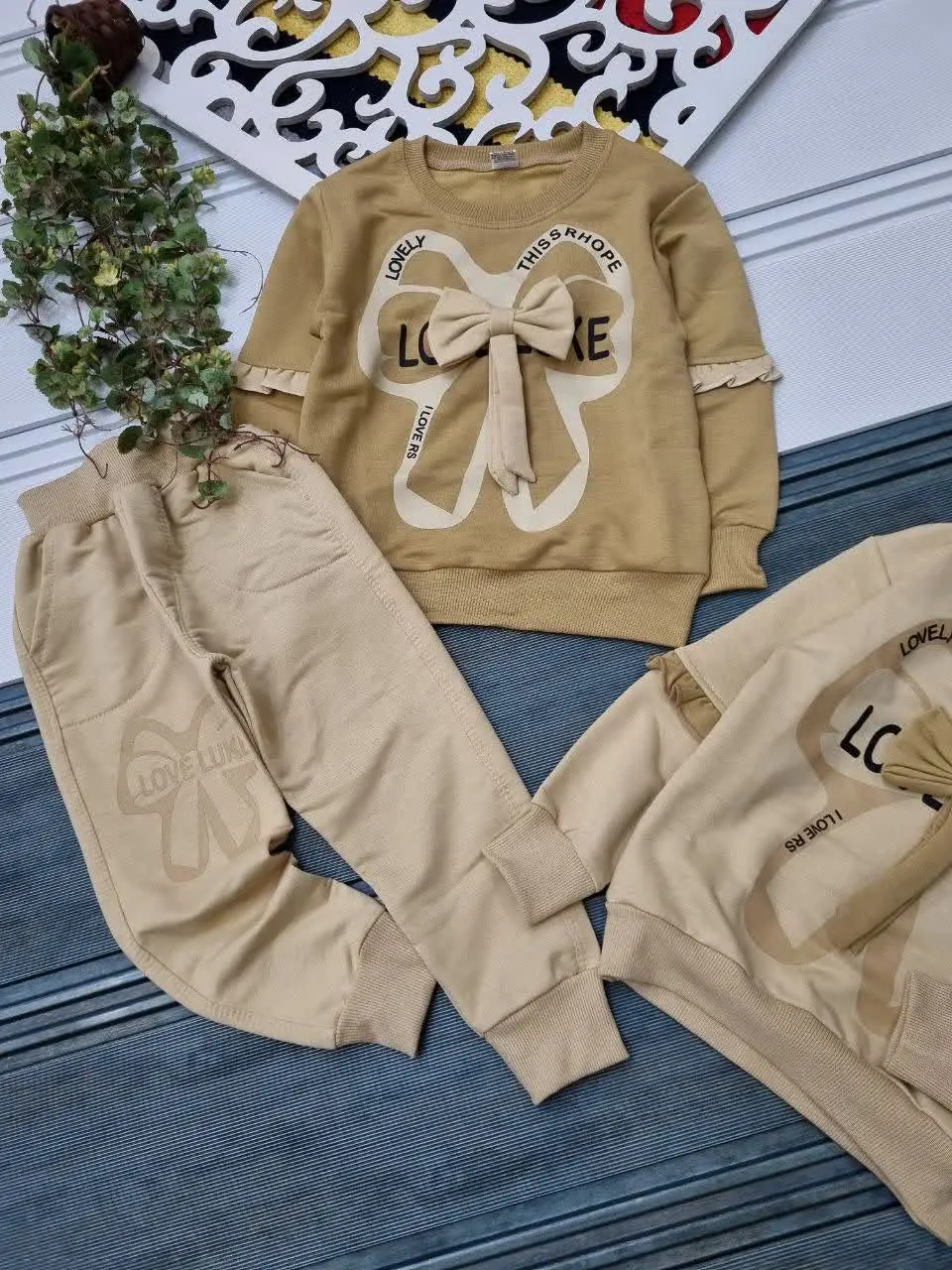 🇮🇷🧥🧶👗👚👔🎽👕👖💎

