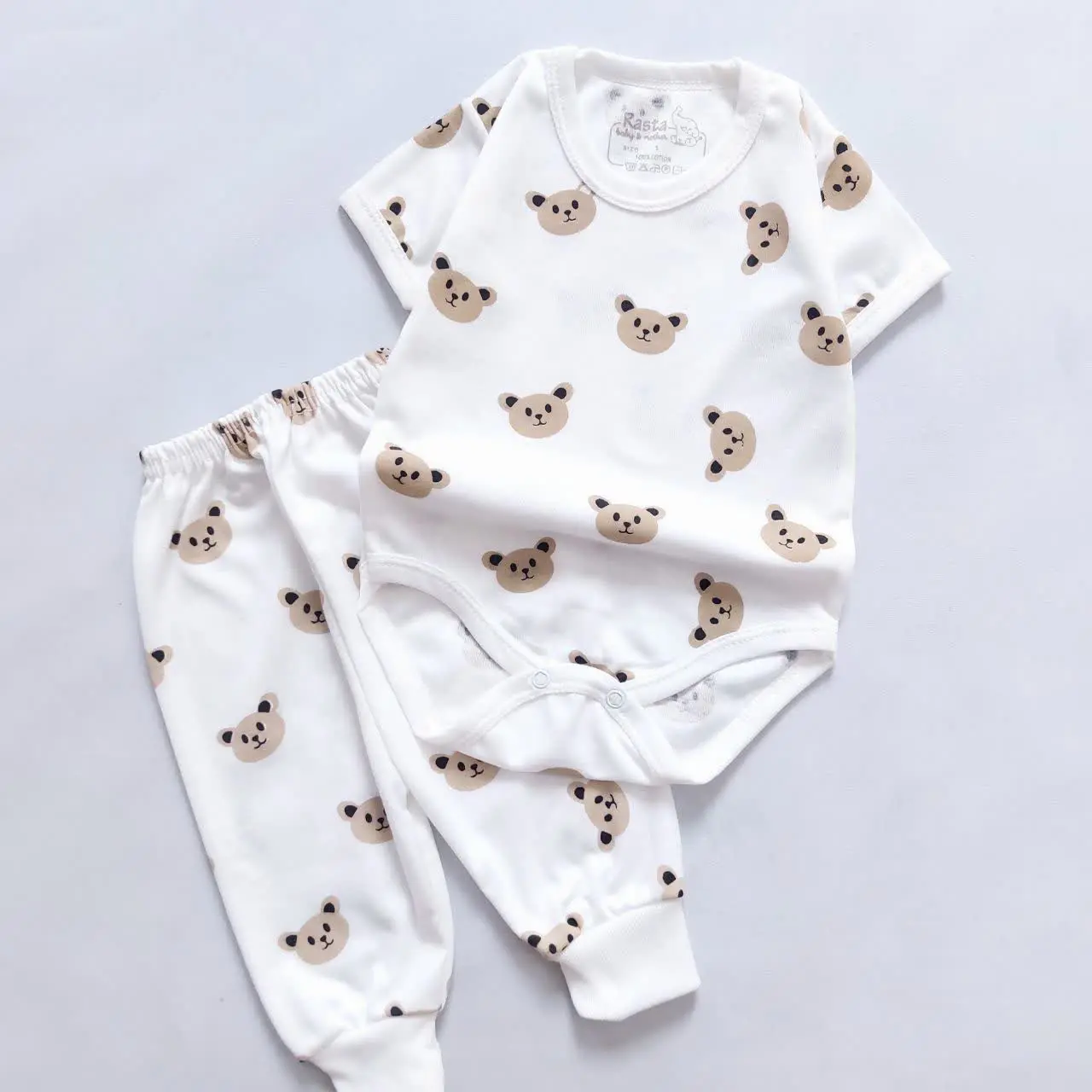 بادی شلوار آستین کوتاه تمام چاپ خرسی 😍
