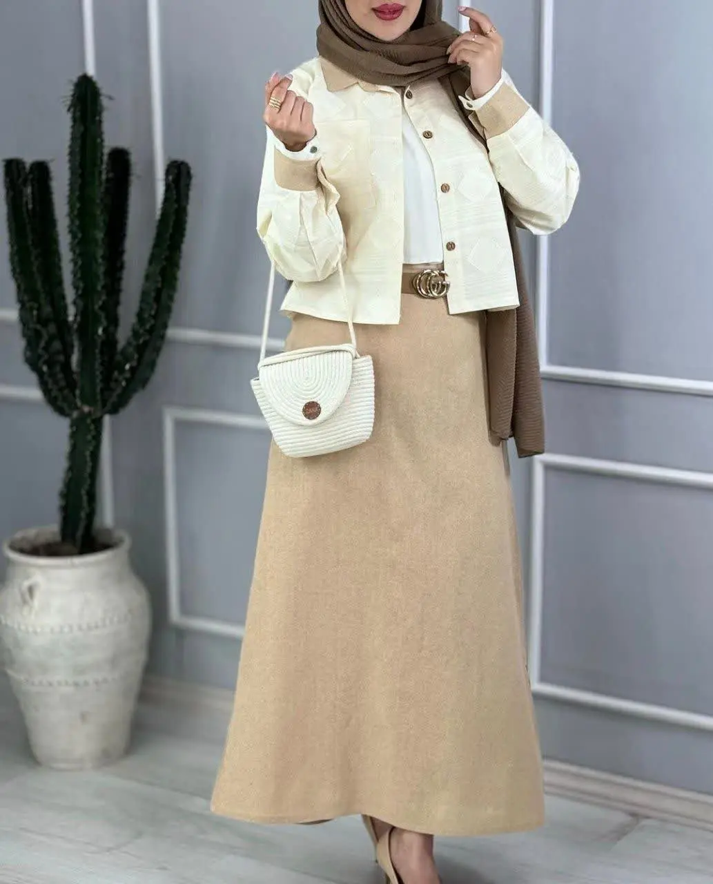 نام: ست کت و دامن شقایق
