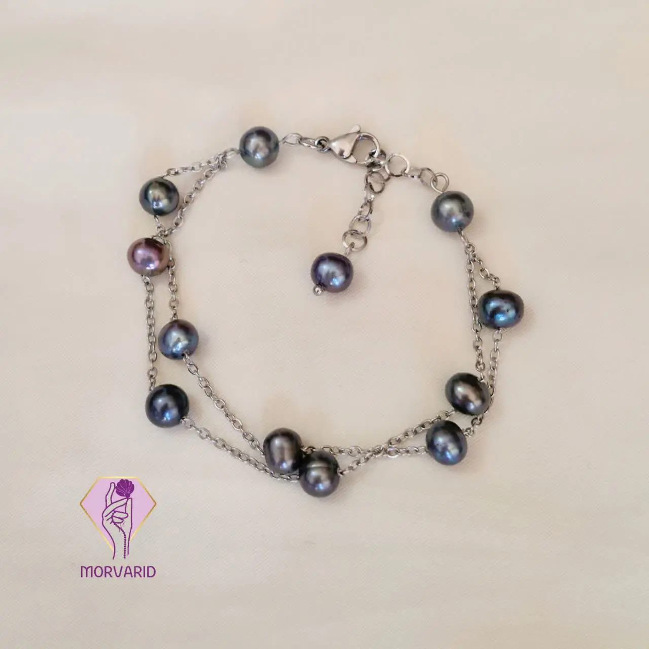 یکی از دستبندهای قشنگ و متف...