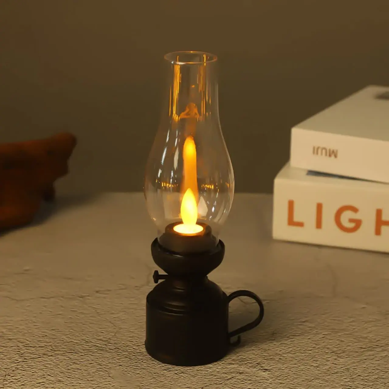 اومدم بازار این مدل فانوسو...