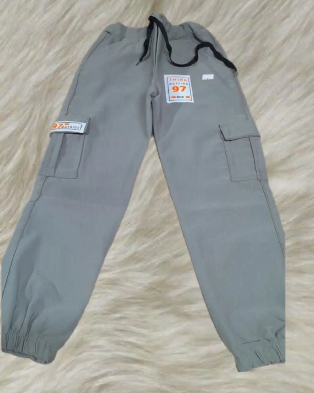 گفته بودم این شلوار یه روزه تموم میشه😌
