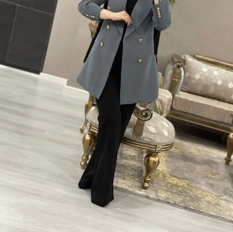 نام: مانتو خاتون 
