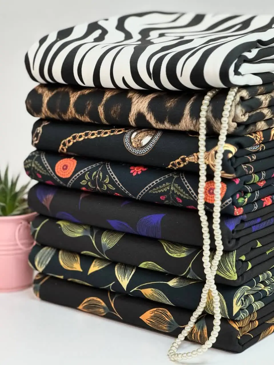 جنس پارچه ✂️ کرپ باربی چاپ دیجیتال درجه۱🤩
