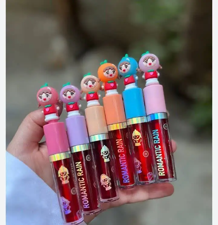 تینت لب عروسکی 
