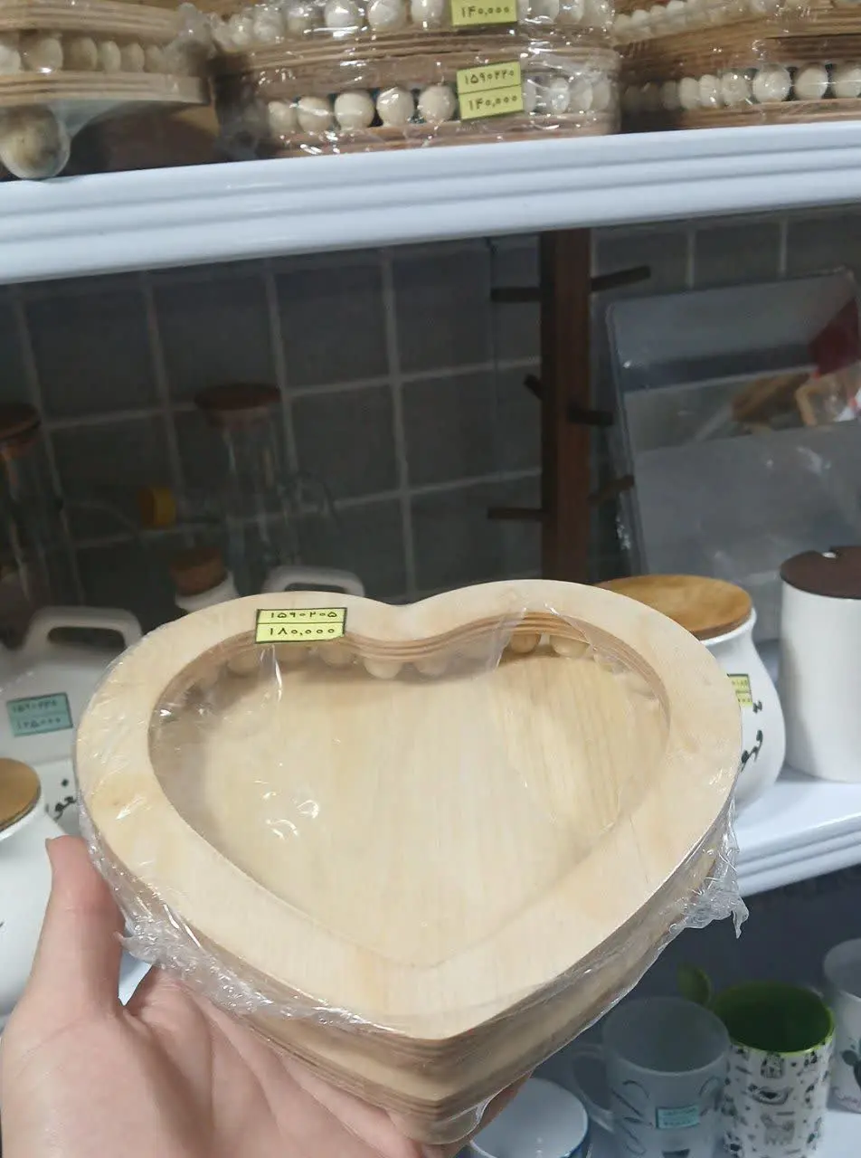 شیرینی خوری مهره دار طرح قلب
