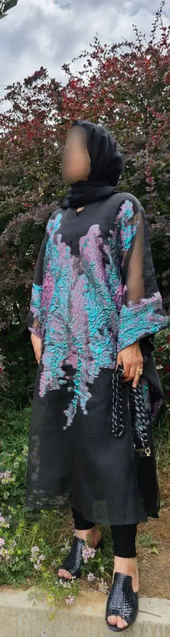 #عبا صورتی و آبی
