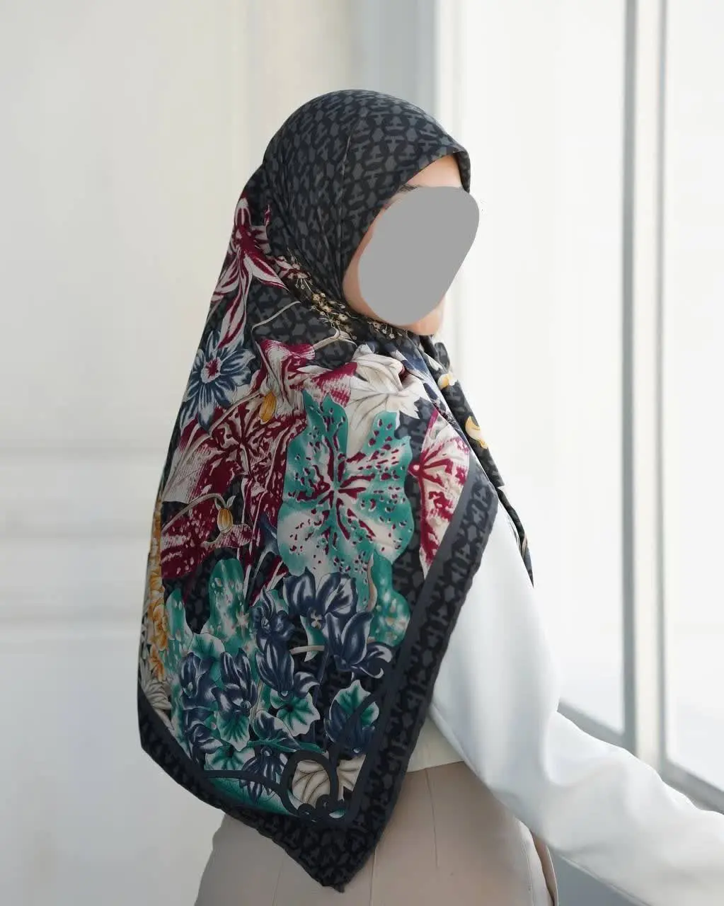 ⚜️ روسری ابریشم توییل ⚜️