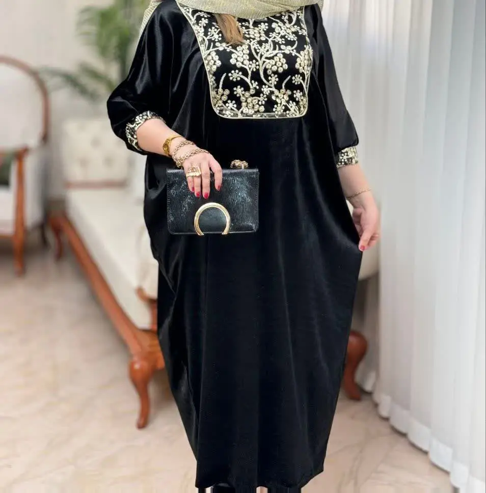 👚نام: عبایی خاتون
