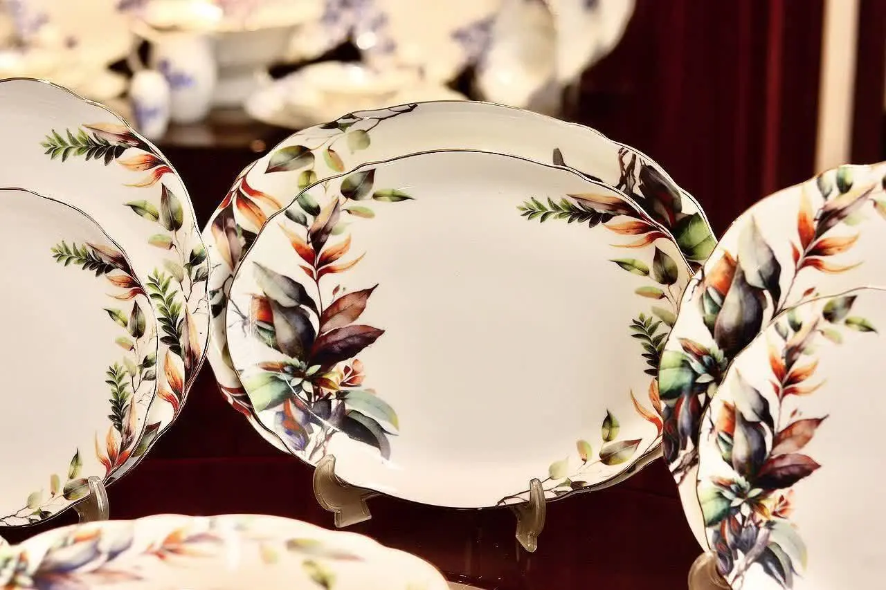 سرویس ۳۱پارچه چینی توس 
